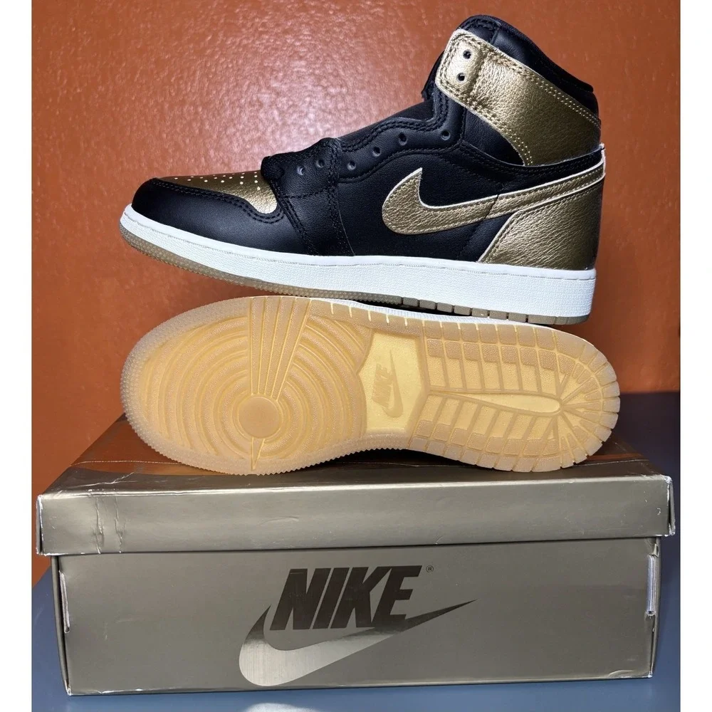 Air Jordan 1‎ Retro High OG Metallic Gold/ Black FD1437-071 Mens Size 5.5